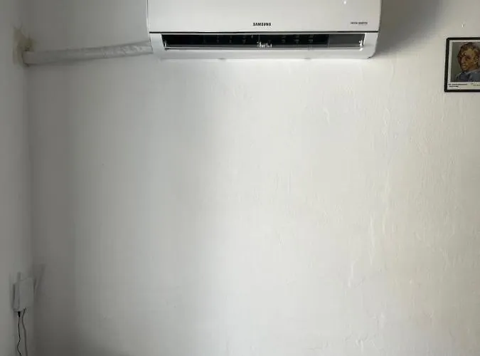 Studio Apartment With Shared Pool In Kyrenia Center Lägenhet