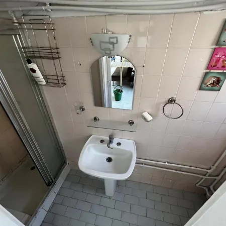 Studio Apartment With Shared Pool In Kyrenia Center * קיירניה