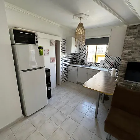 Studio Apartment With Shared Pool In Kyrenia Center *
